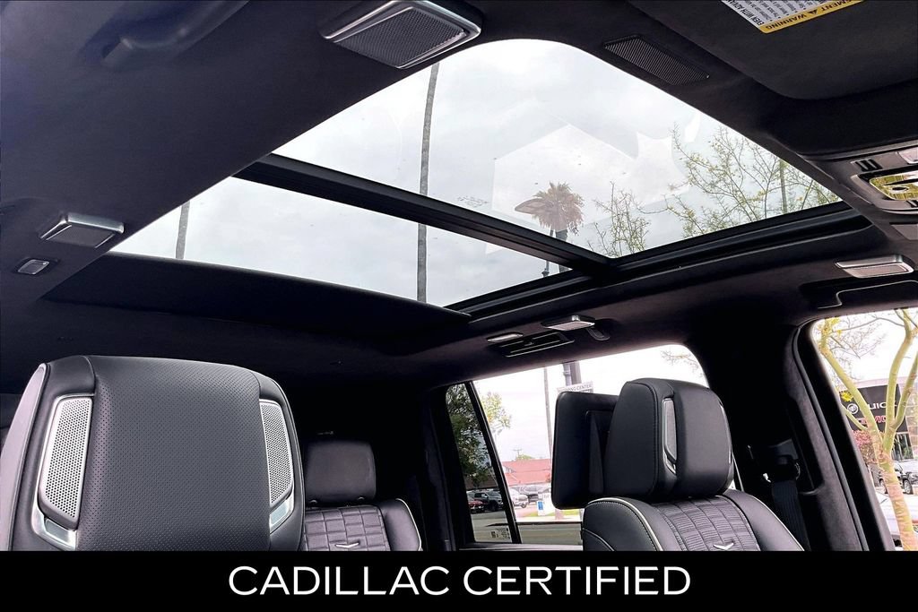 Certified 2025 Cadillac Escalade ESV Sport Platinum AWD/4WD image 13