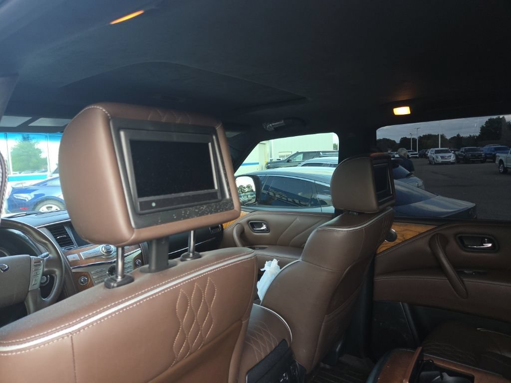 Used 2017 INFINITI QX80 Limited w/ All Season Package AWD/4WD image 8