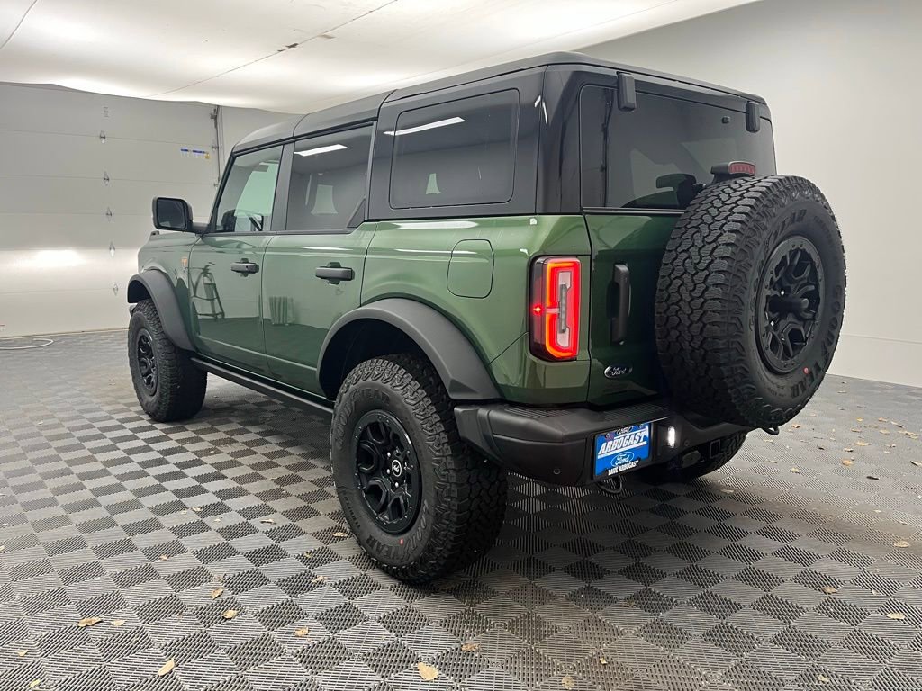 New 2025 Ford Bronco Badlands image 12