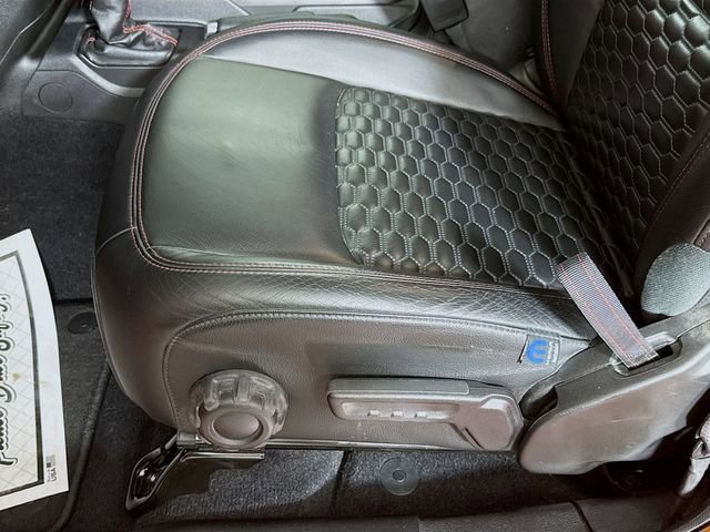 Used 2023 Jeep Wrangler Unlimited Rubicon w/ Cold Weather Group image 19