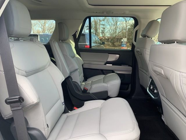 New 2026 Ford Expedition Active AWD/4WD image 13