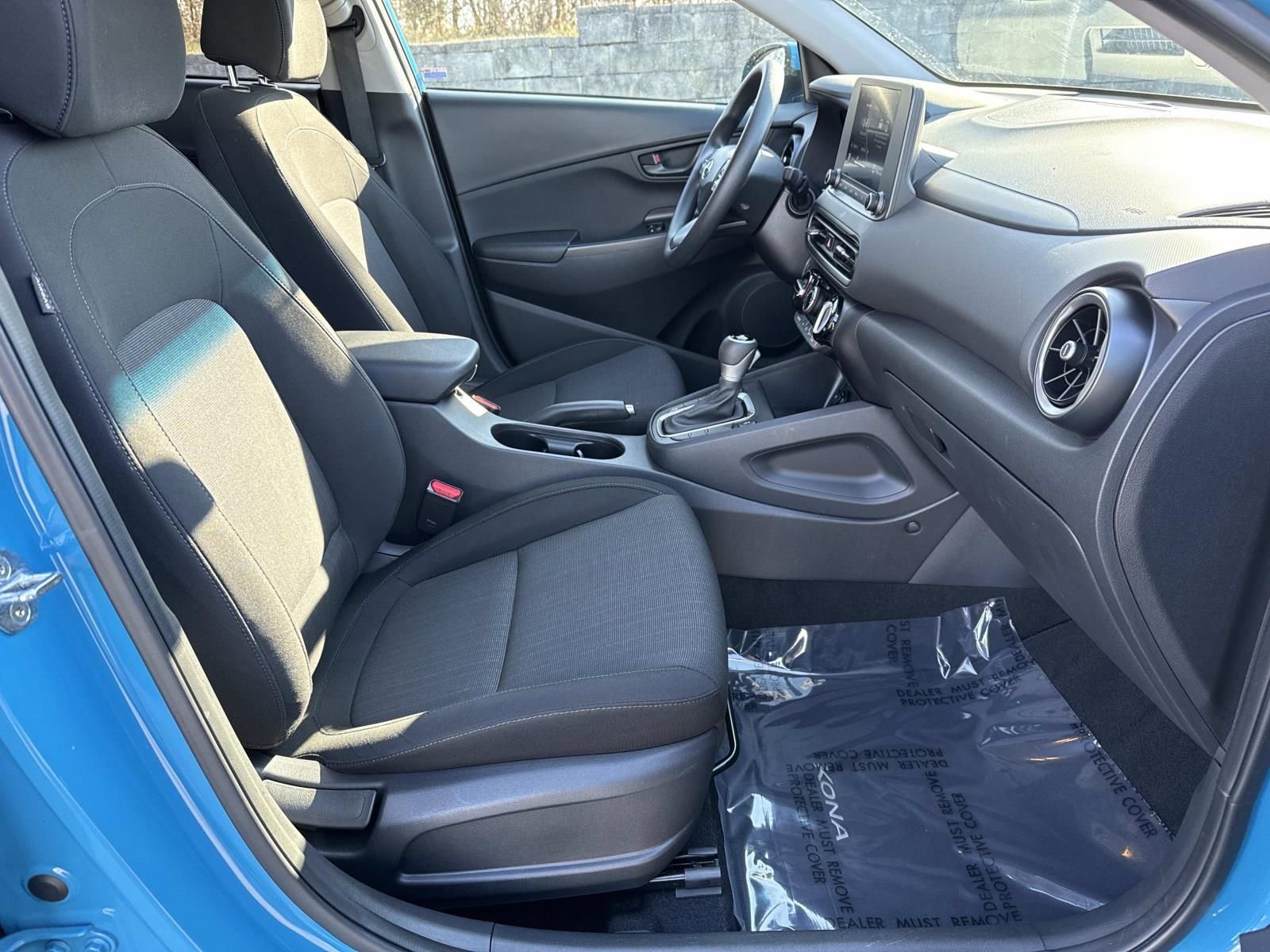 Used 2023 Hyundai Kona SEL w/ Cargo Package image 25