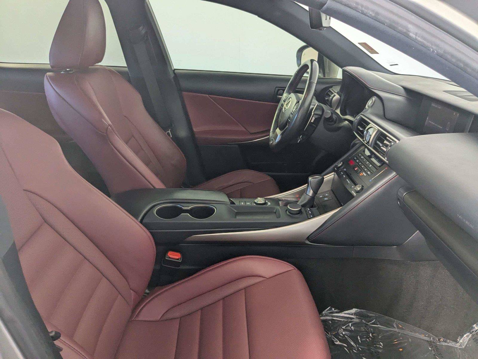 Used 2020 Lexus IS 350 F Sport w/ F Sport Package RWD image 31