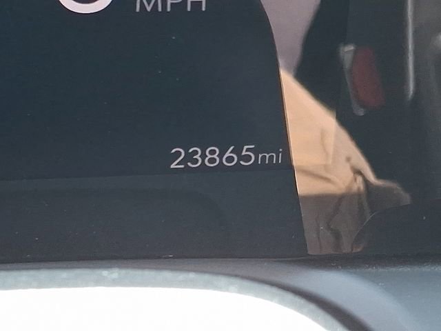 Used 2024 Buick Encore GX Avenir w/ Avenir Technology Package image 21