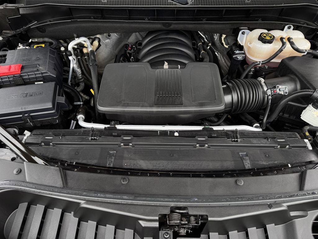 Used 2023 Chevrolet Tahoe Z71 w/ Z71 Off-Road Package image 29