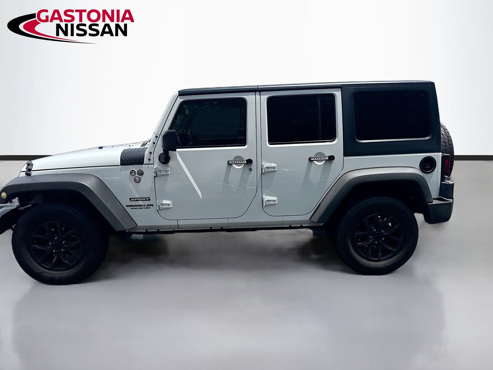 Used 2017 Jeep Wrangler Unlimited Sport w/ Quick Order Package 24S AWD/4WD image 3