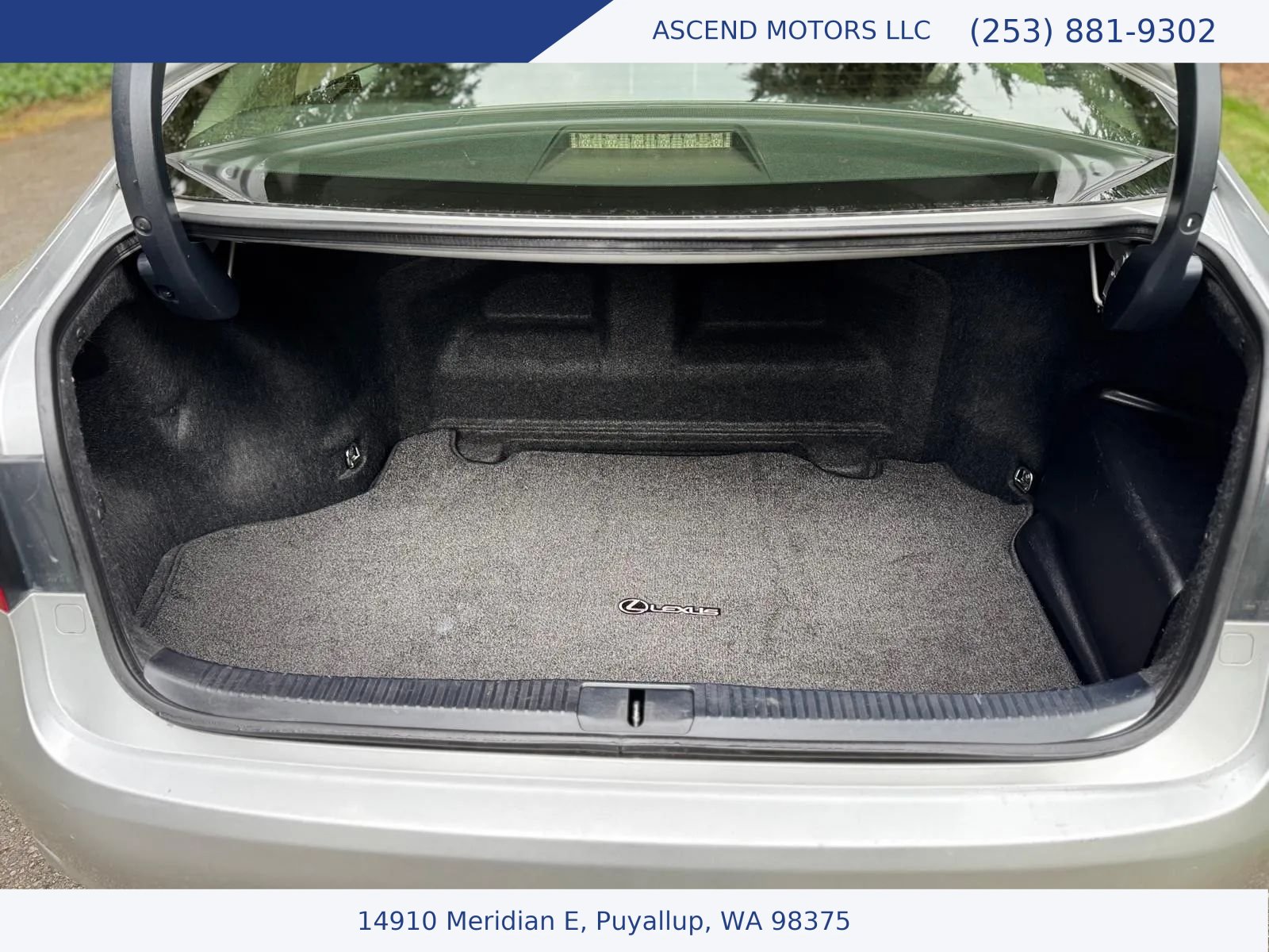Used 2013 Lexus ES 300h w/ Luxury Pkg FWD image 17