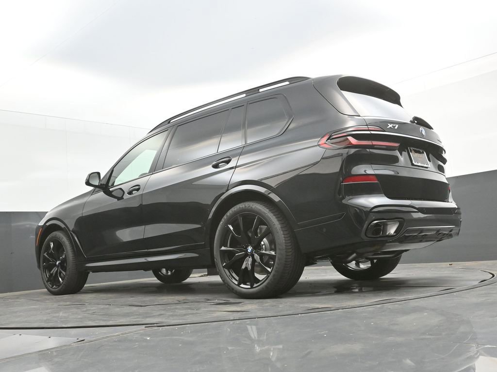 New 2026 BMW X7 xDrive40i w/ M Sport Package AWD/4WD image 47
