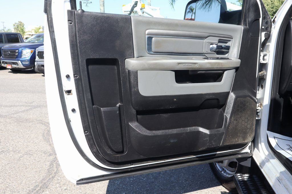 Used 2018 RAM 4500 Tradesman w/ Power & Remote Entry Group RWD image 17