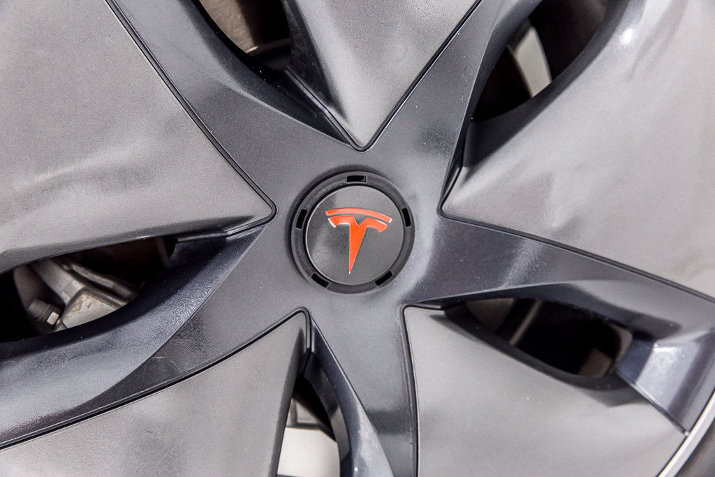 Used 2020 Tesla Model 3 Standard Range Plus RWD image 40