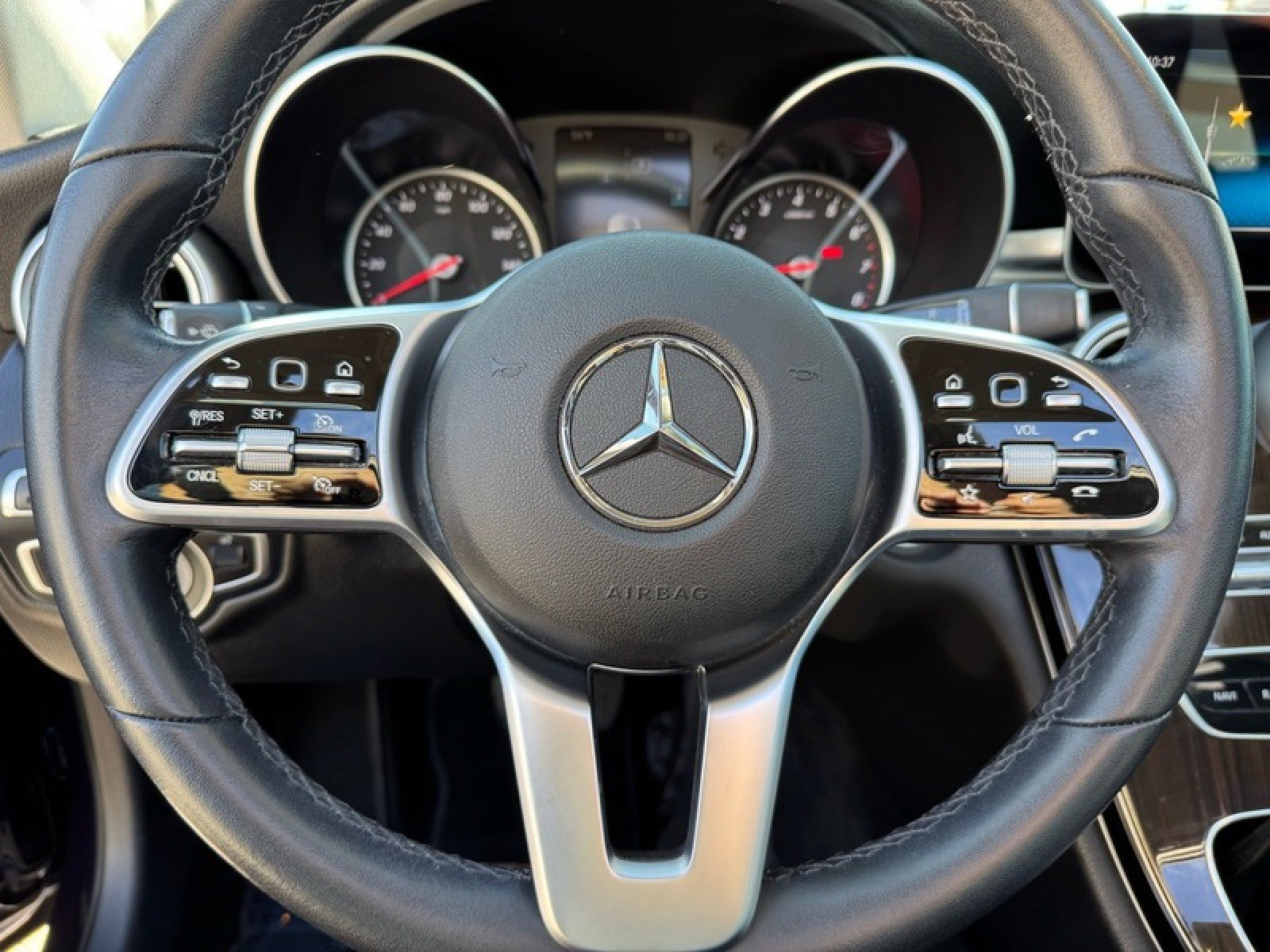 Used 2019 Mercedes-Benz C 300 Sedan image 23