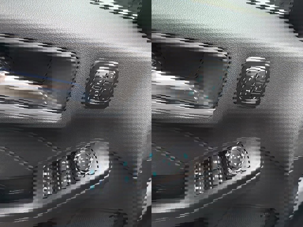 New 2026 Ford Escape Platinum w/ Premium Technology Package image 14