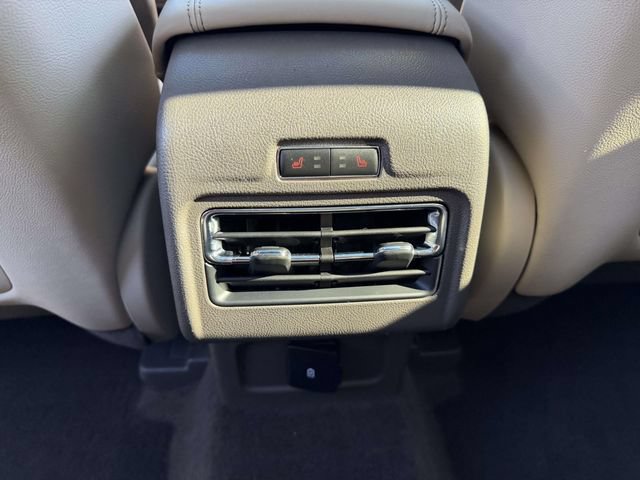 Used 2020 Lincoln Corsair AWD w/ Premium Package image 16