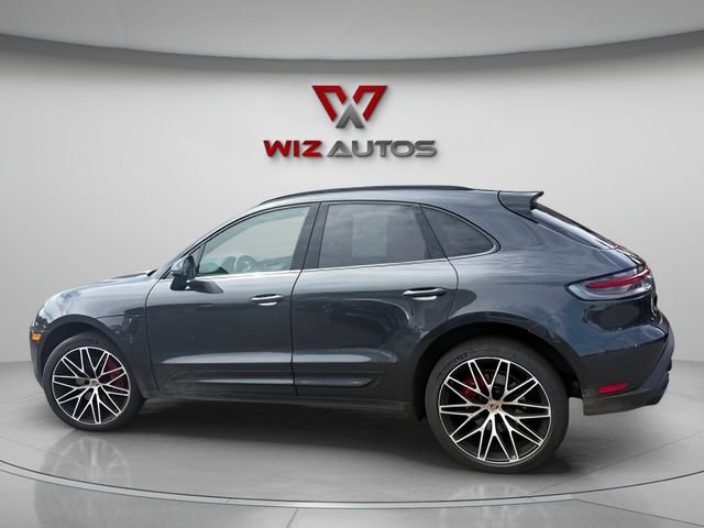 Used 2022 Porsche Macan S AWD/4WD image 2