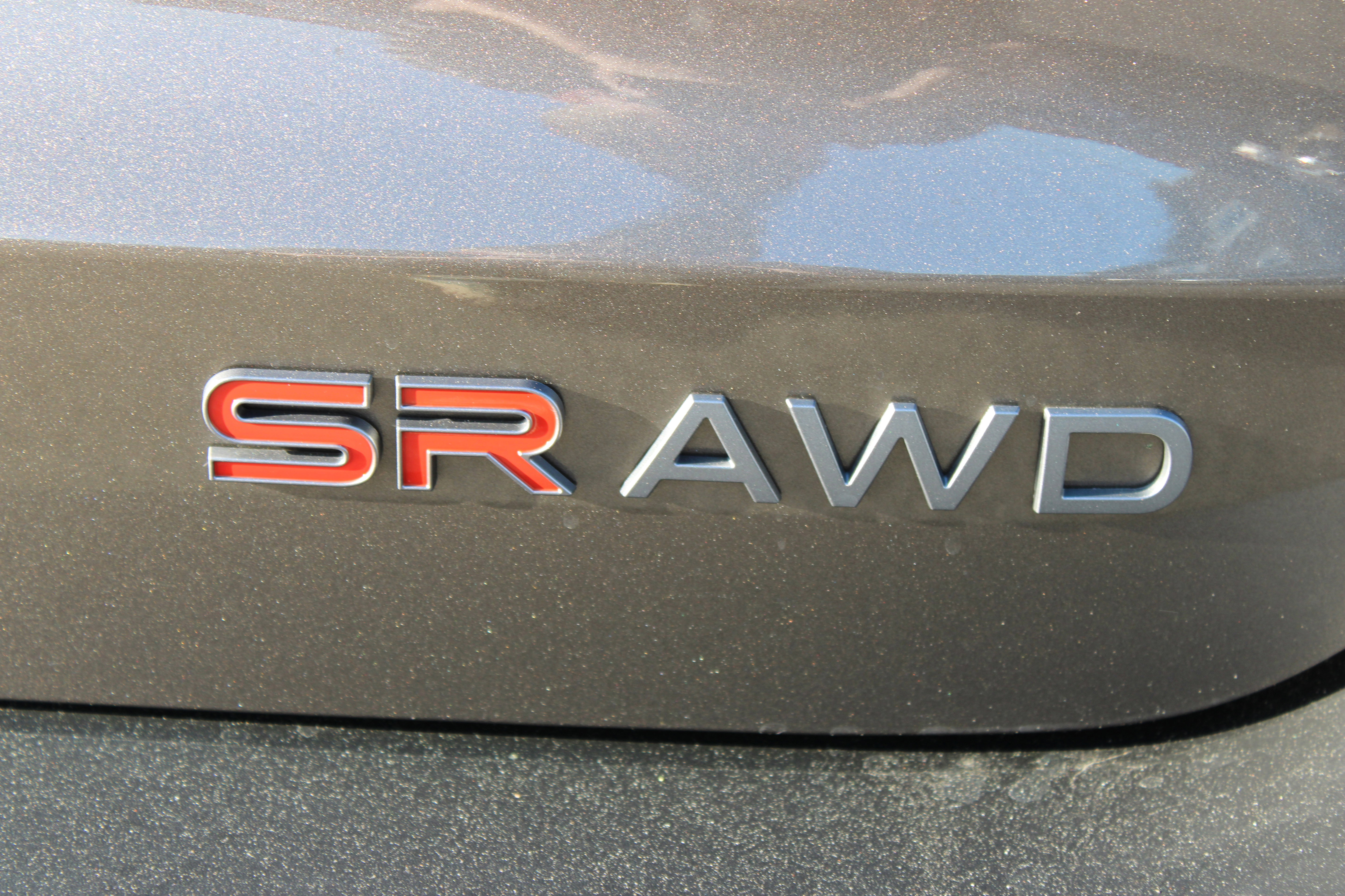 Certified 2025 Nissan Kicks SR w/ SR Premium Package AWD/4WD image 33