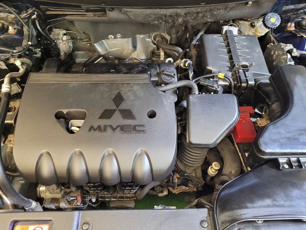 Used 2016 Mitsubishi Outlander ES image 30