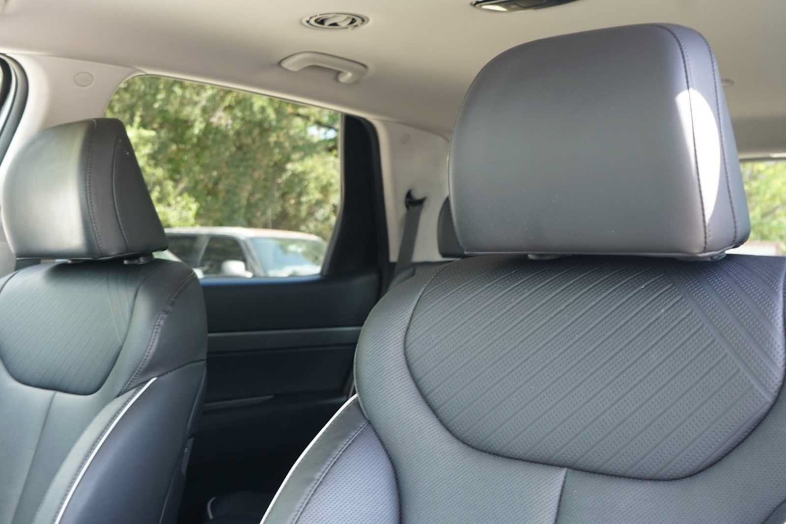 Used 2025 Hyundai Palisade SEL FWD image 9