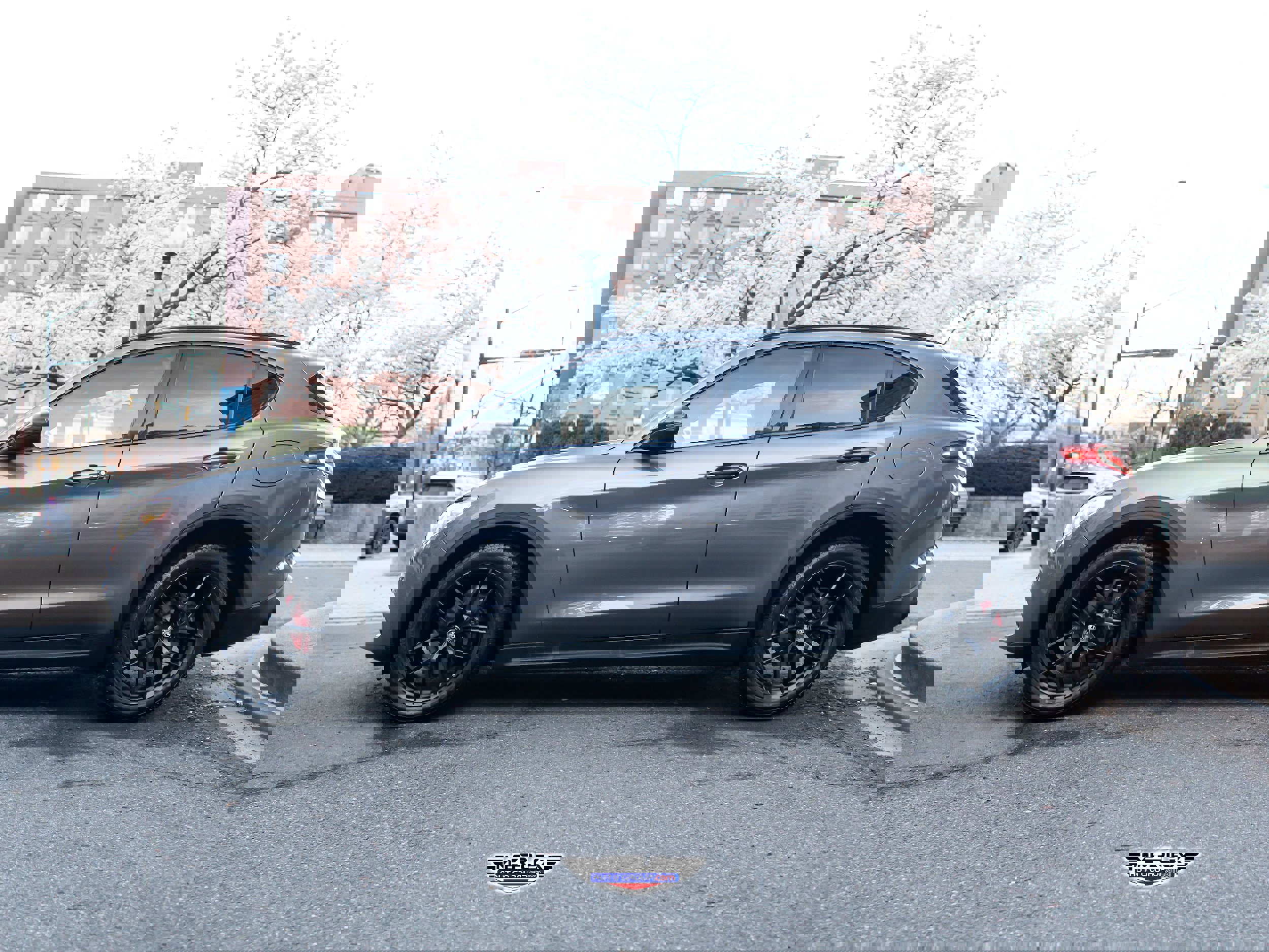 Used 2019 Alfa Romeo Stelvio Ti Sport w/ Quick Order Package 22S Sport image 4