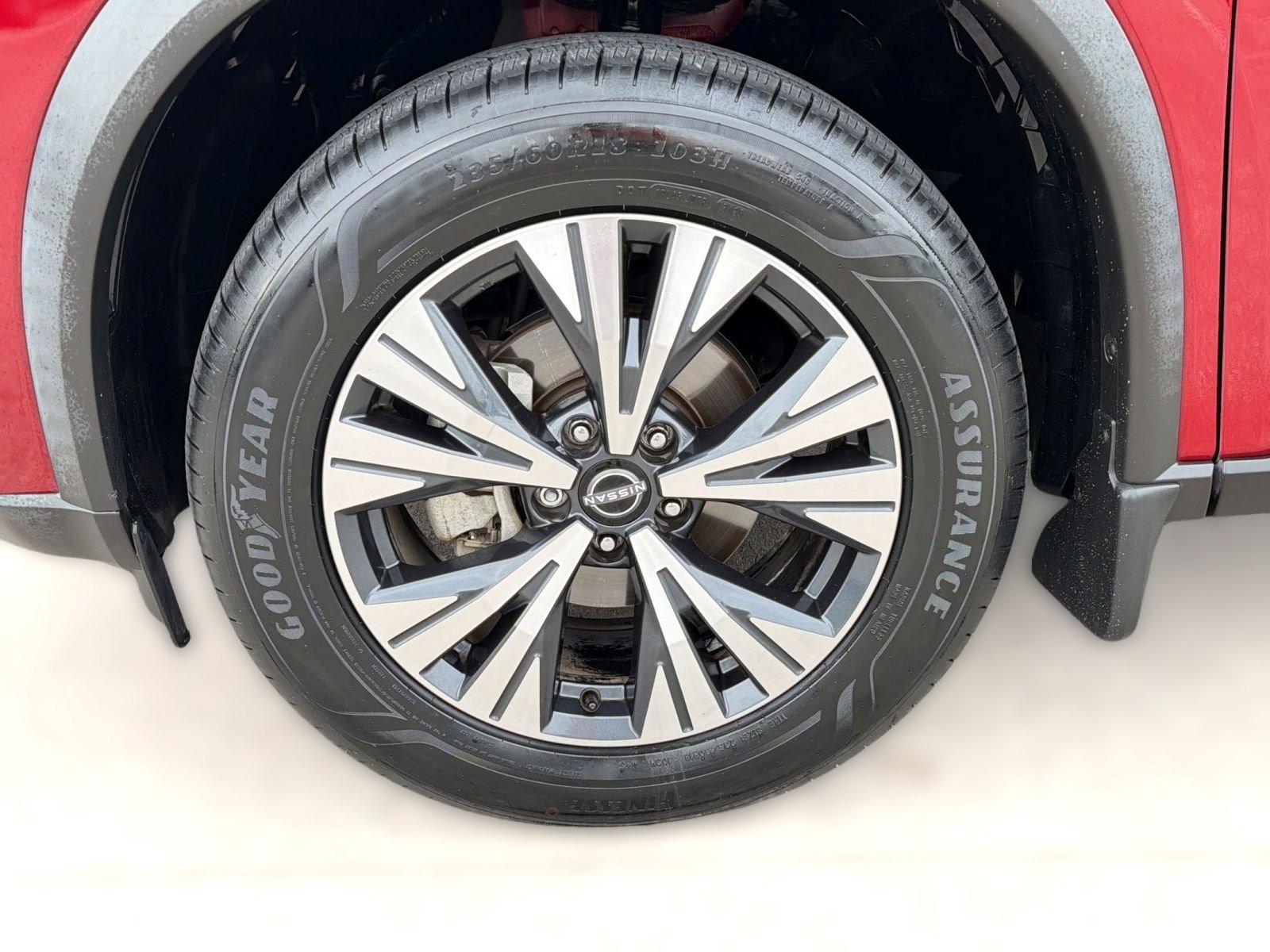Used 2023 Nissan Rogue SV w/ SV Premium Package FWD image 12