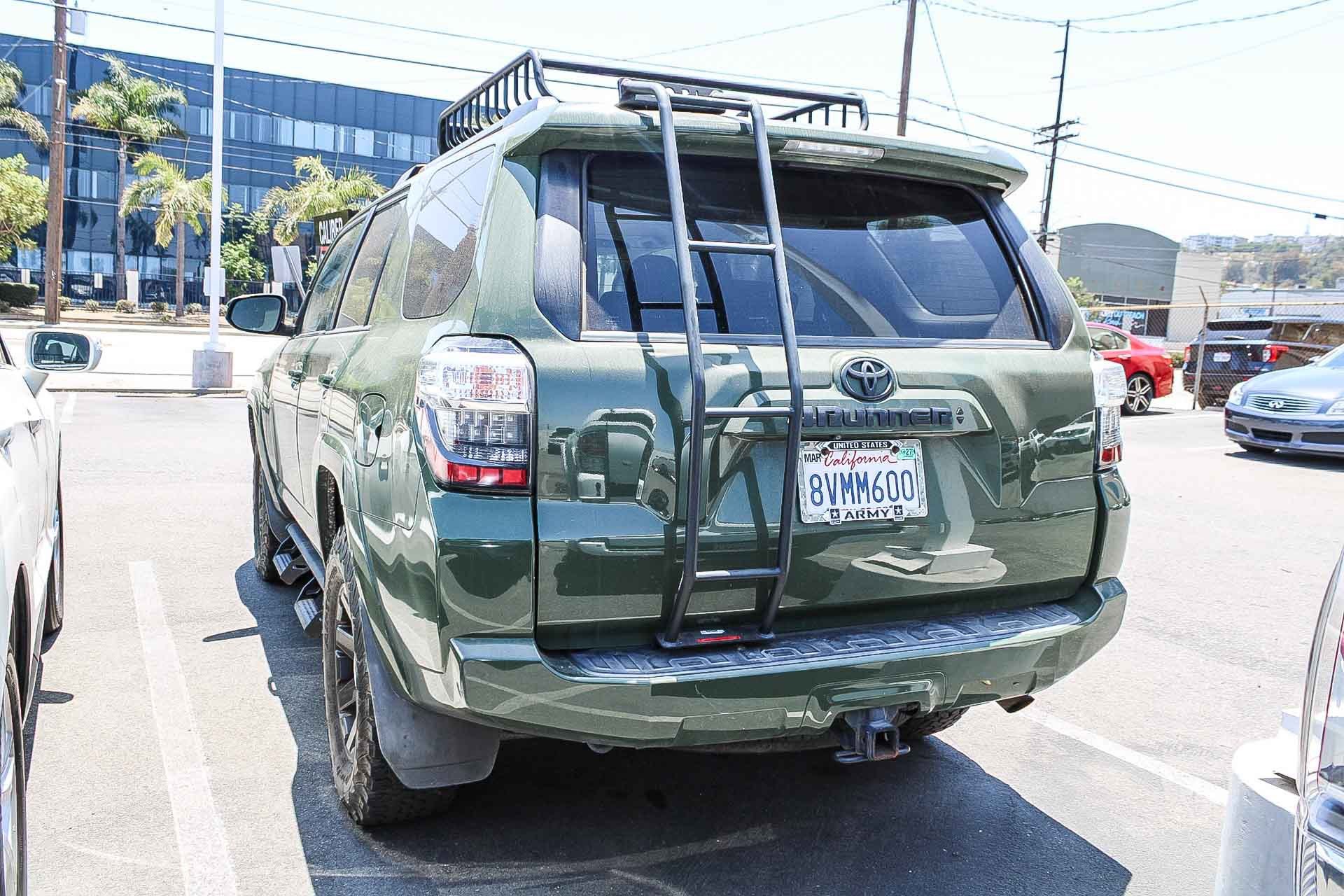 Used 2021 Toyota 4Runner Trail Special Edition AWD/4WD image 8