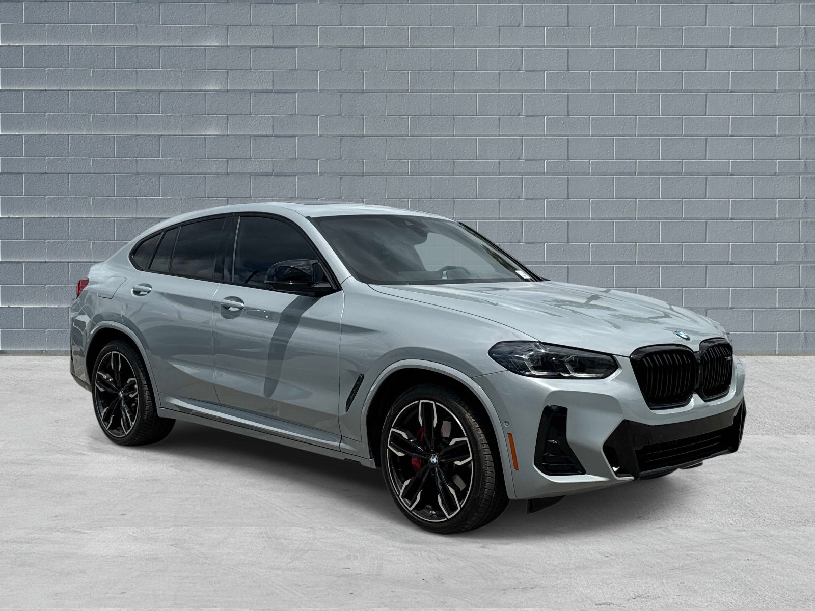 Certified 2024 BMW X4 M40i w/ Premium Package AWD/4WD image 1