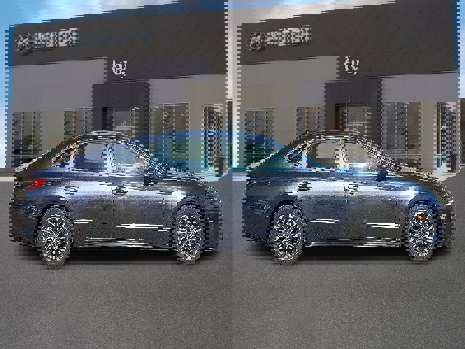 Used 2020 Hyundai Sonata Limited image 3