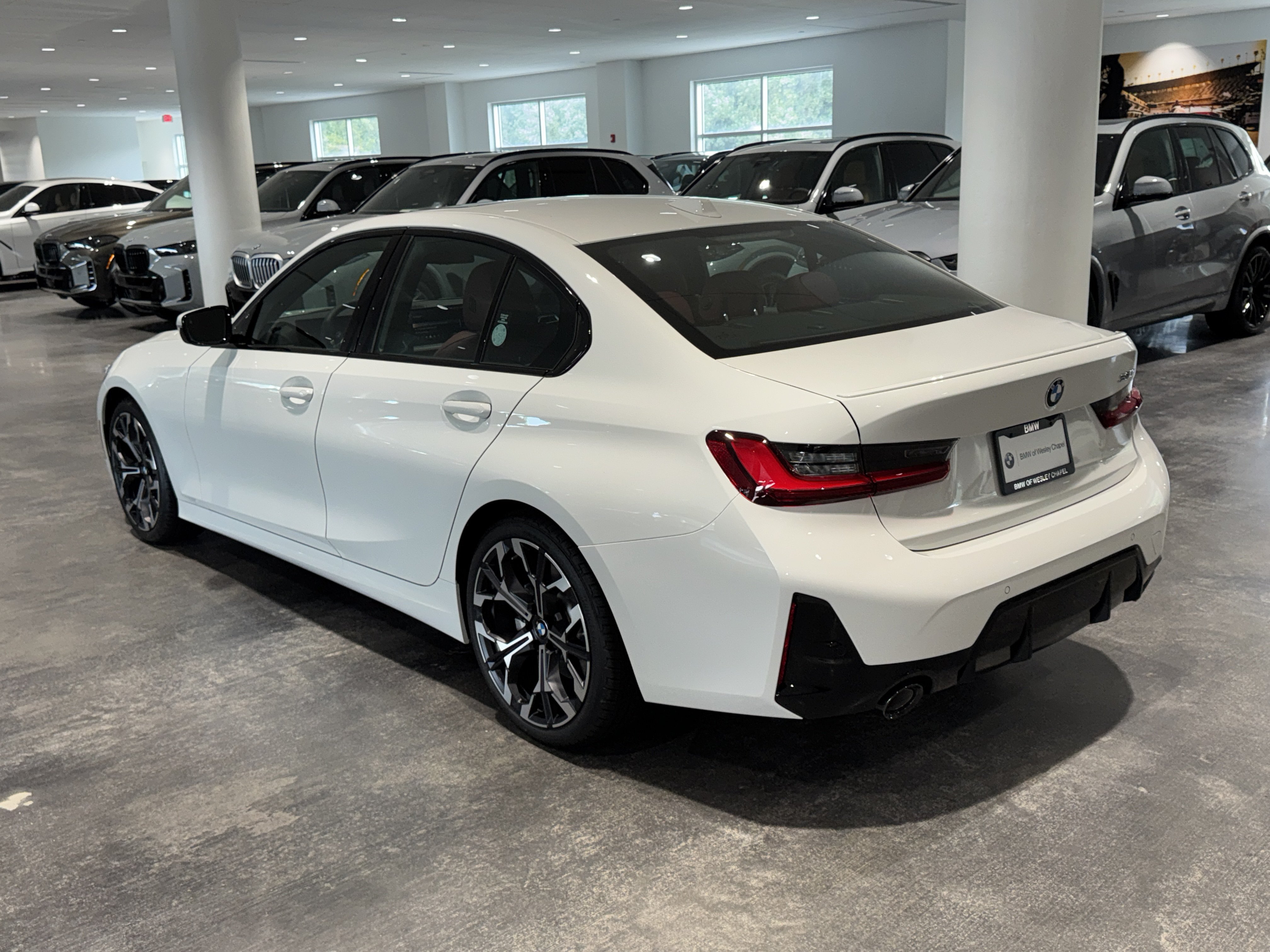 New 2026 BMW 330i Sedan RWD image 5