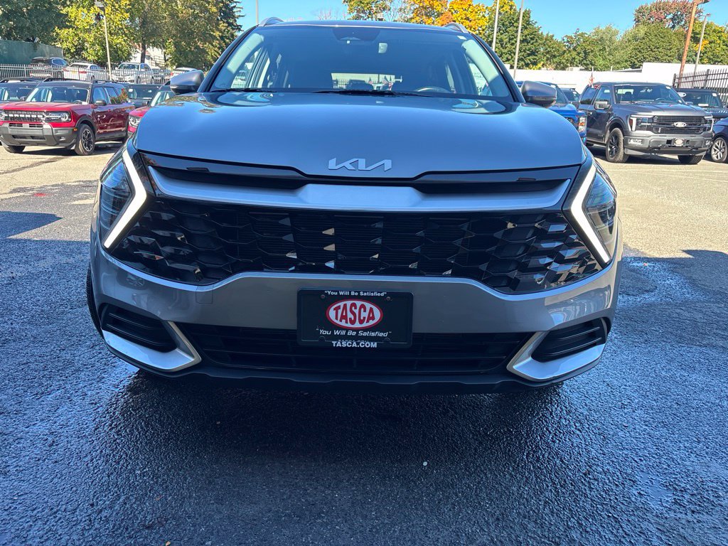 Used 2024 Kia Sportage EX AWD/4WD image 9