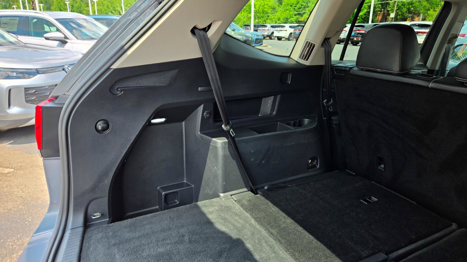 Used 2024 Volkswagen Atlas SE FWD image 65