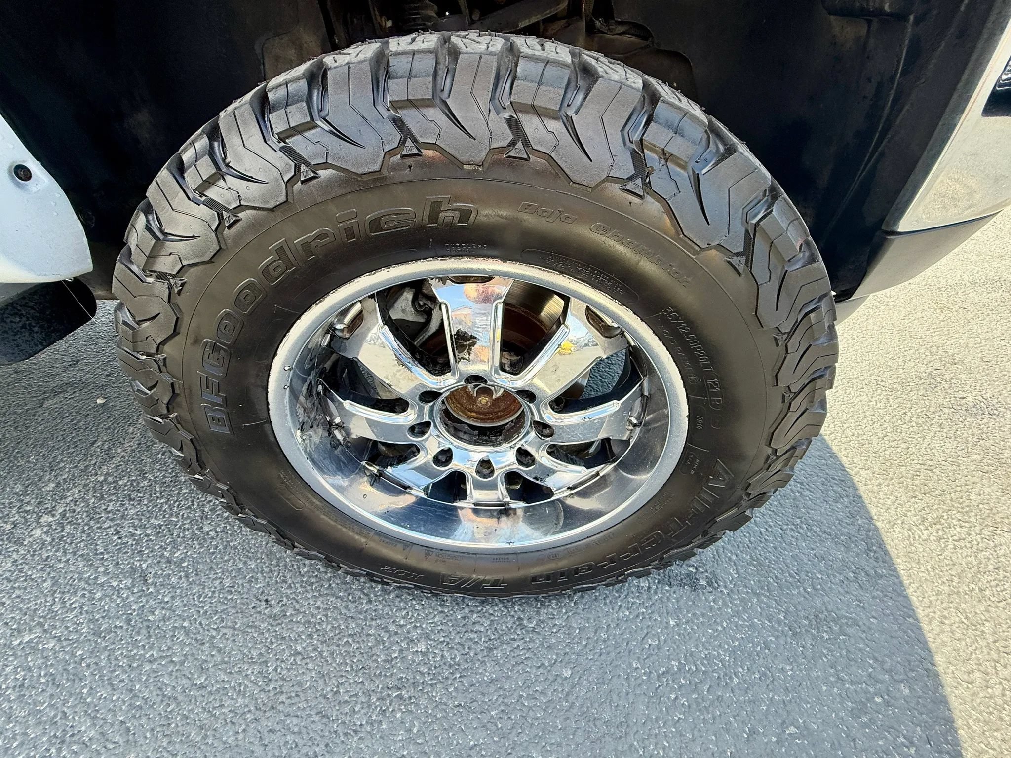 Used 2011 GMC Sierra 2500 SLT w/ SLT Convenience Package AWD/4WD image 16