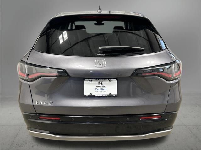 Certified 2024 Honda HR-V EX-L image 5
