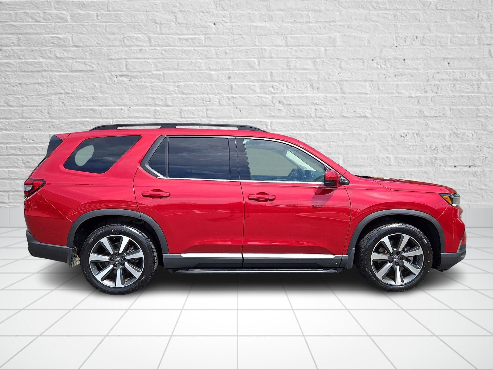 Used 2023 Honda Pilot Elite image 7