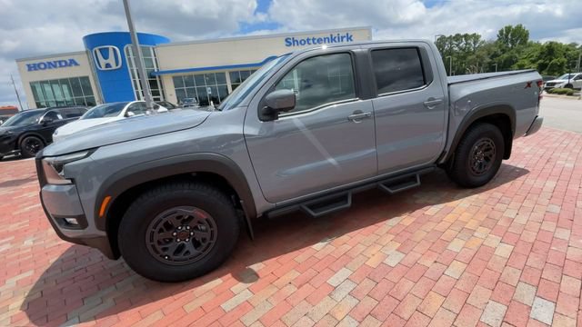 Used 2026 Nissan Frontier Pro-X w/ Pro-X Convenience Package RWD image 6
