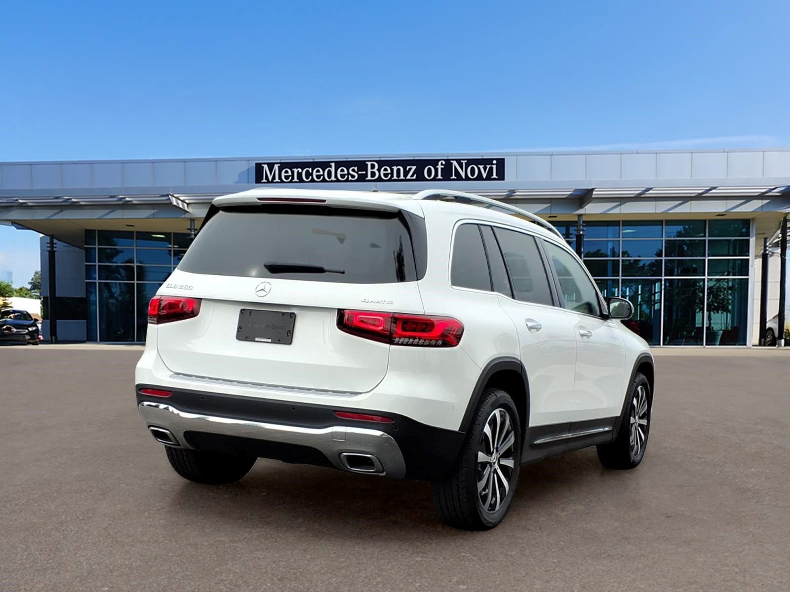 Certified 2023 Mercedes-Benz GLB 250 4MATIC image 5