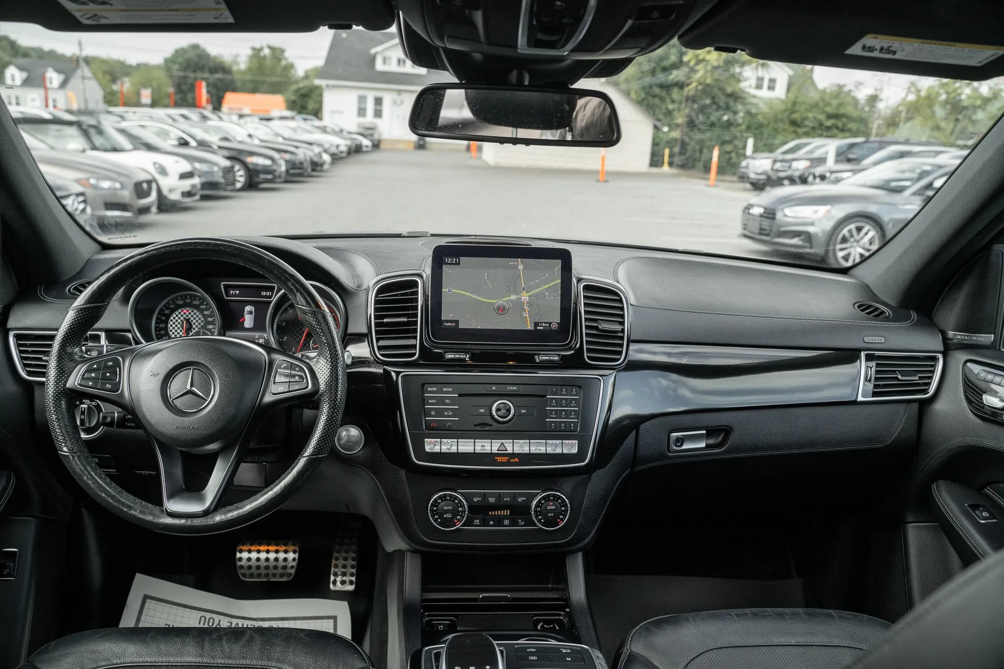 Used 2018 Mercedes-Benz GLE 43 AMG 4MATIC w/ Premium 2 Package image 17