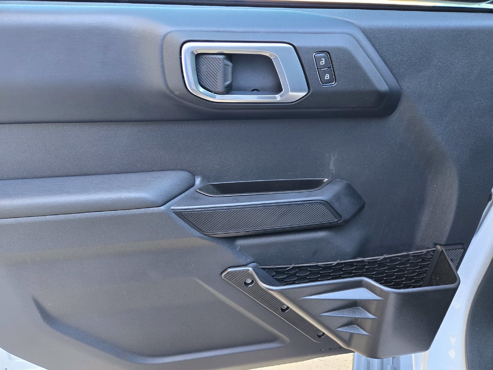 Used 2025 Ford Bronco Outer Banks AWD/4WD image 31