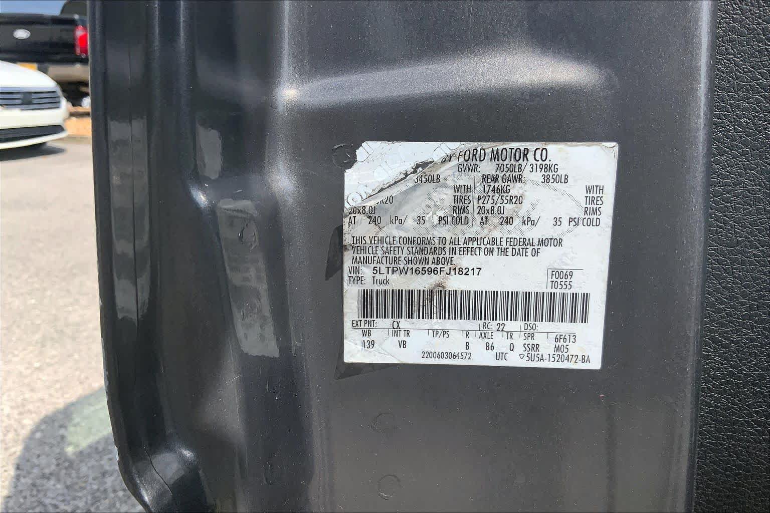 Used 2006 Lincoln Mark LT 2WD image 30