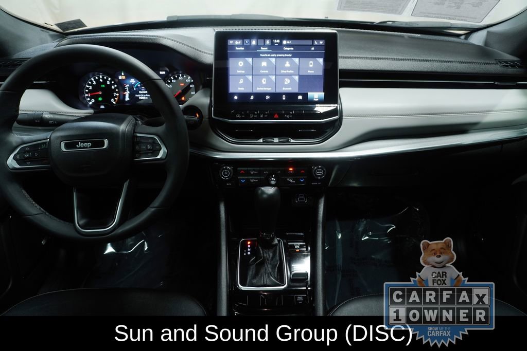 Used 2023 Jeep Compass Limited w/ Sun and Sound Group AWD/4WD image 3