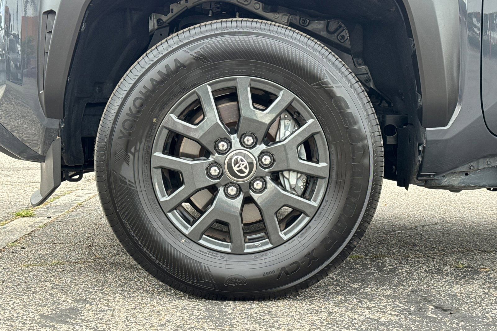 Certified 2025 Toyota 4Runner SR5 image 27