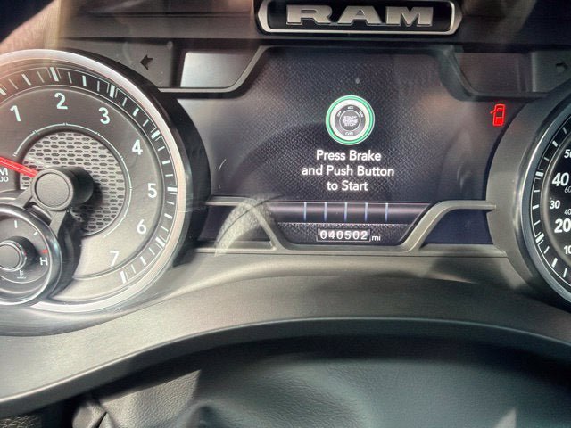 Used 2023 RAM 1500 Laramie AWD/4WD image 10