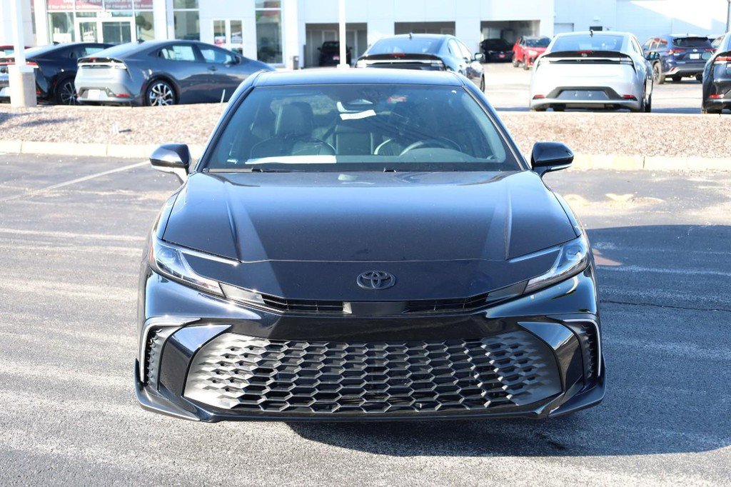 New 2026 Toyota Camry SE AWD/4WD image 4