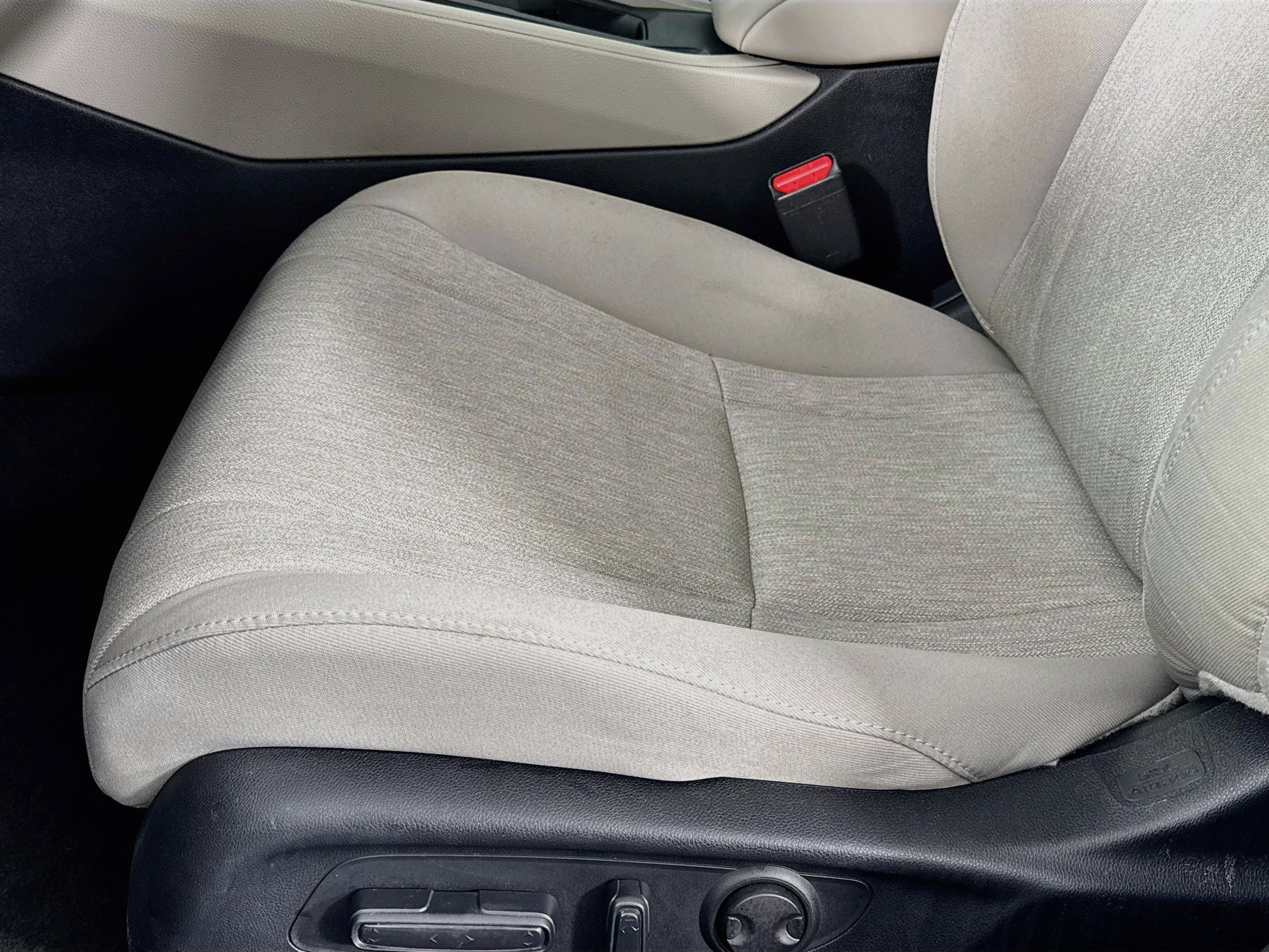 Certified 2023 Honda Accord EX image 18