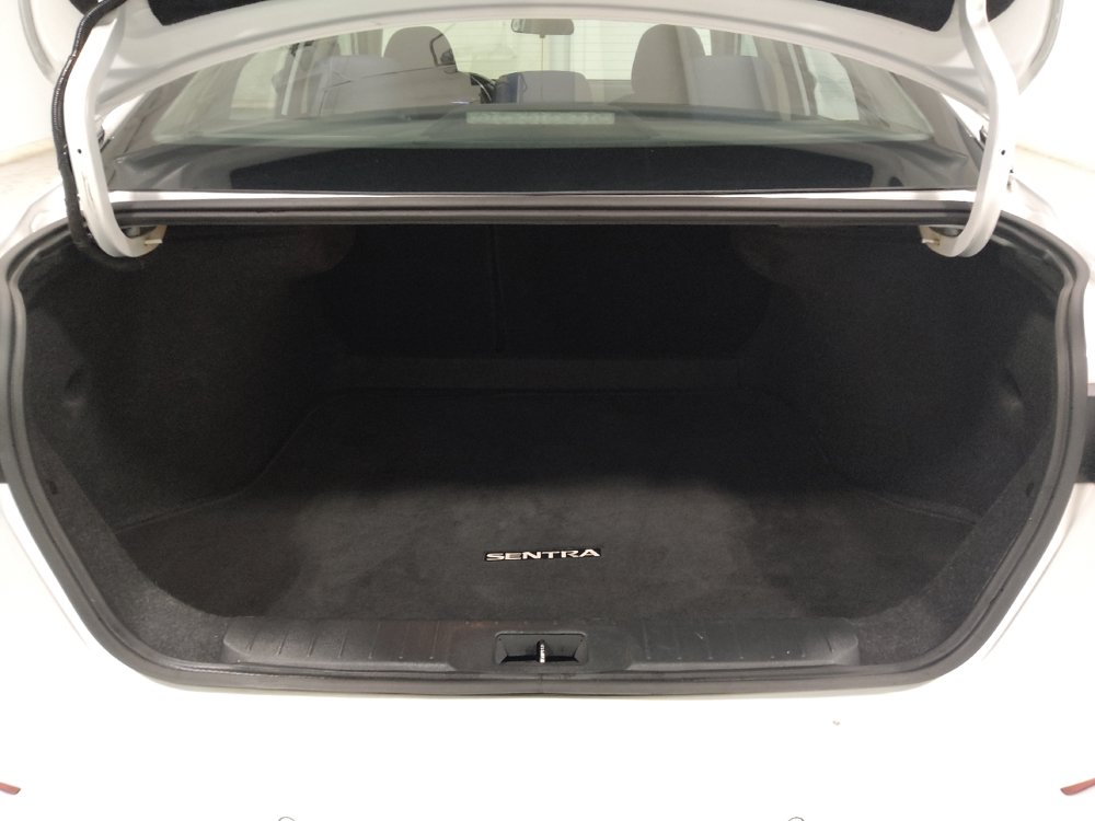Used 2021 Nissan Sentra SV FWD image 29