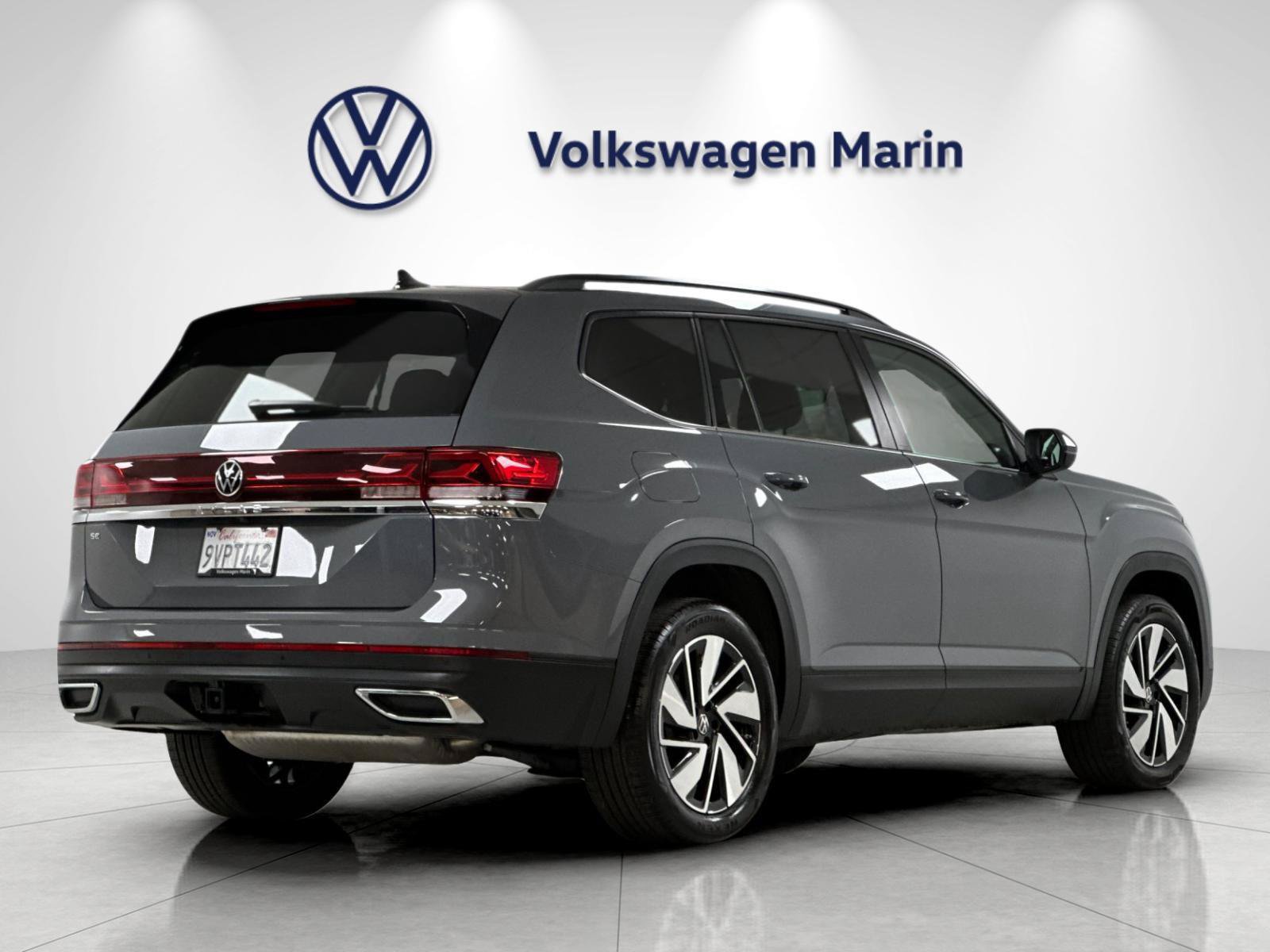 Used 2026 Volkswagen Atlas SE FWD image 5