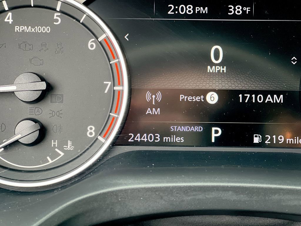 Used 2023 Nissan Rogue SV image 12