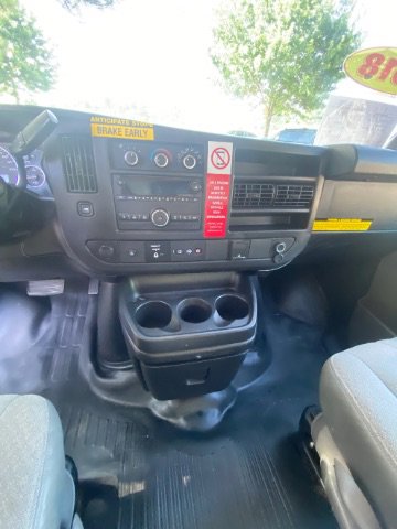 Used 2018 Chevrolet Express 2500 image 22