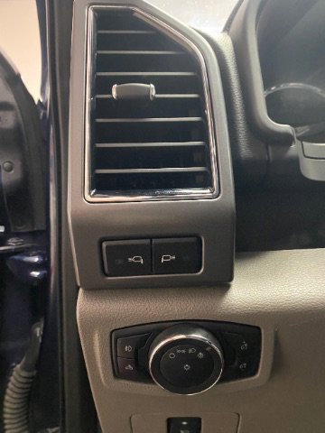Used 2020 Ford F350 XLT w/ XLT Premium Package image 24
