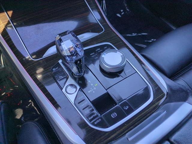Used 2019 BMW X5 xDrive40i w/ Convenience Package AWD/4WD image 12
