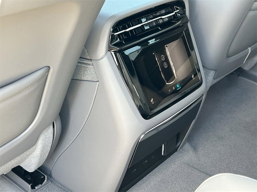 New 2026 Cadillac Escalade IQ Luxury 1 image 30