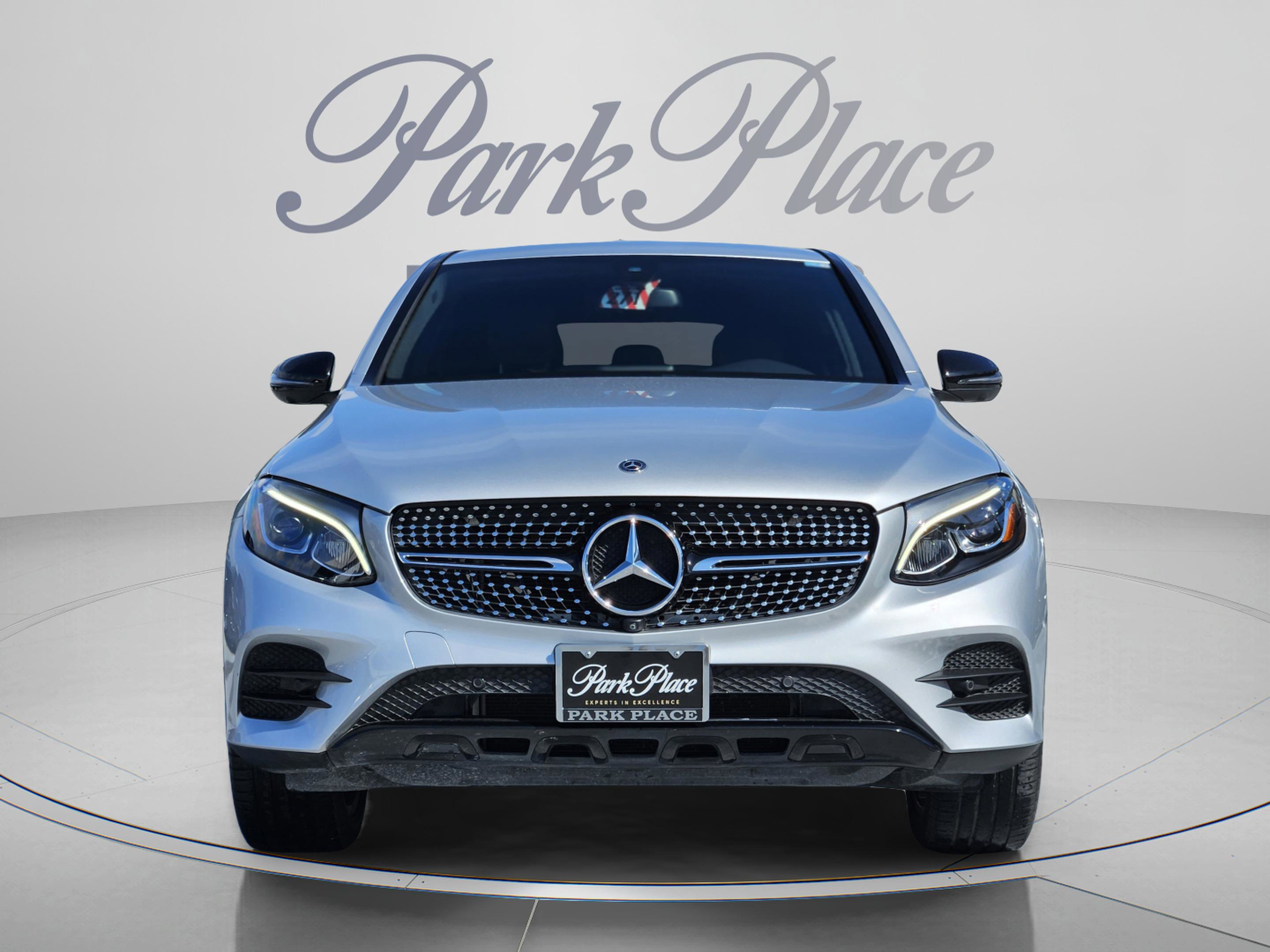 Used 2019 Mercedes-Benz GLC 300 4MATIC Coupe image 8